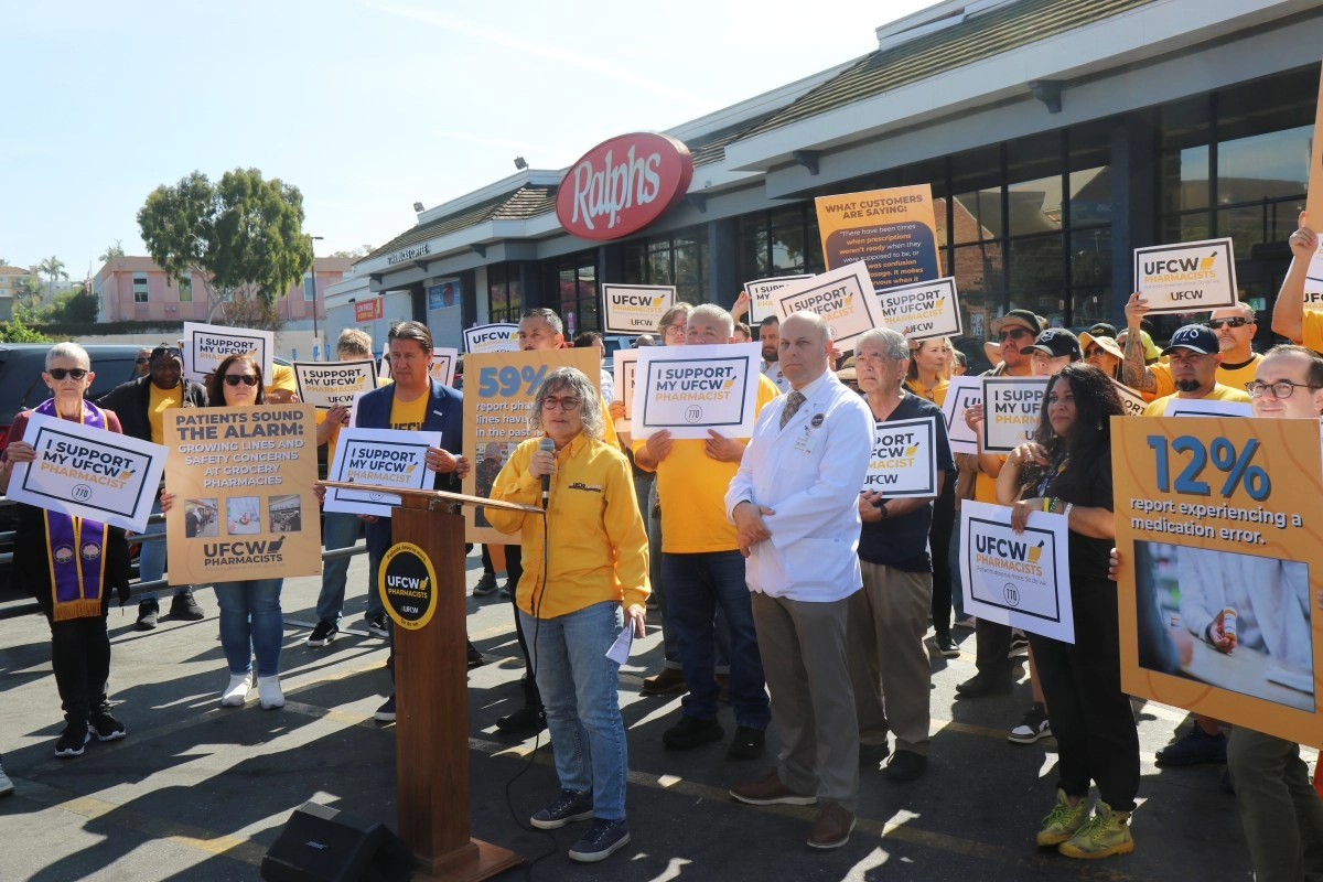 039Investing in pharmacy staff is investing in patient safety039