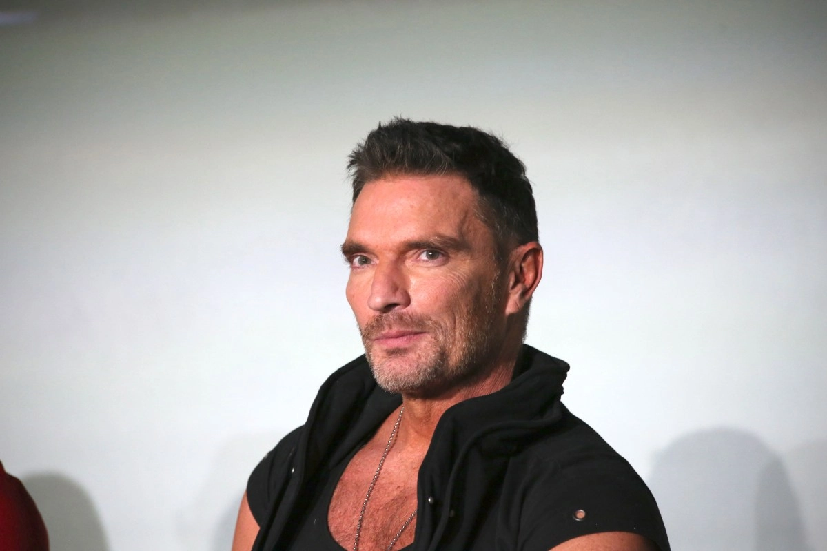 Will Julian Gil enter ldquoThe House of the Famous Mexico 4rdquo The actor responds