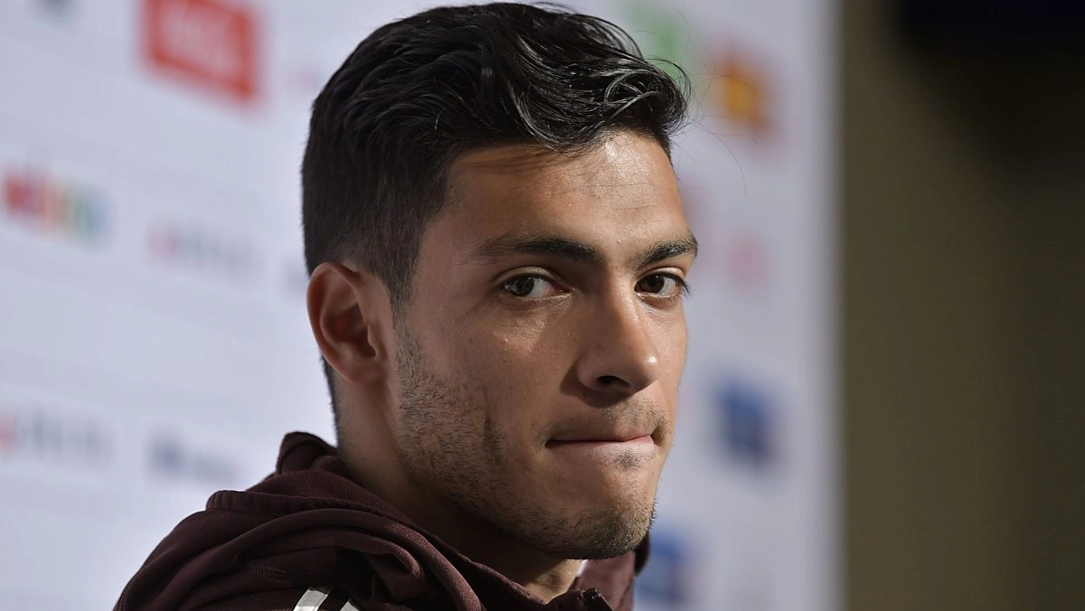 The Mexican national team and football mourn the passing of Raul Jimenez039s father