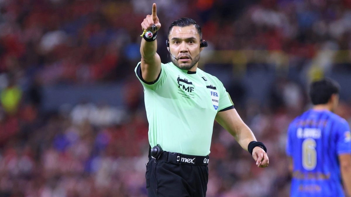 Gato Ortiz Ortiz Sends Controversial Message Upon Renewing His FIFA Badge for 2026