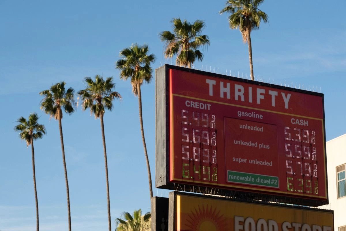Candidates in California call to suspend state gasoline tax