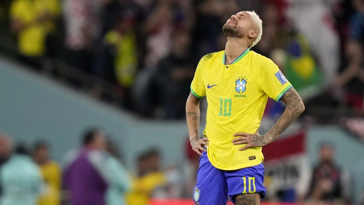 039Hey Ancelotti what about me039 This is how Neymar reacted live to the call that left him out of the nation