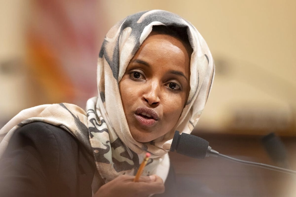 Ilhan Omar 039disappears039 30 million in her financial disclosure submitted to Congress