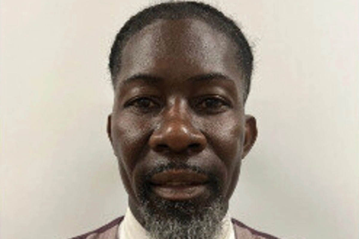 Immigrant is sentenced to prison for living illegally as a school official in the US