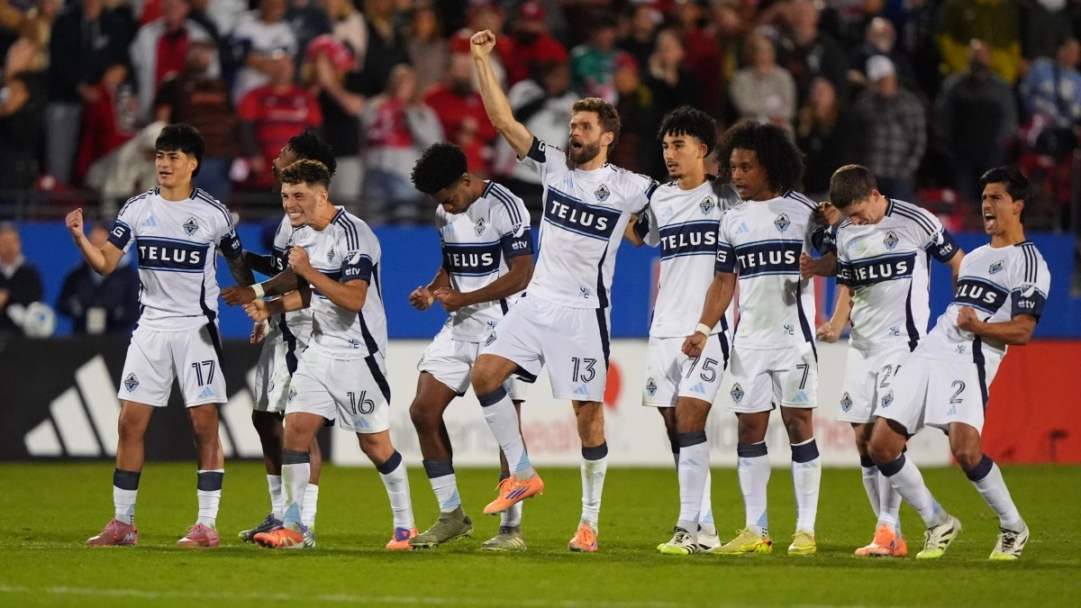 Vancouver advanced to the West final by beating LAFC on penalties 43 22