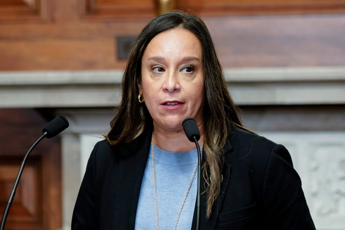 Texas Congresswoman Mnica De La Cruz is accused of receiving donations from an insurance agent accused of diverting pub