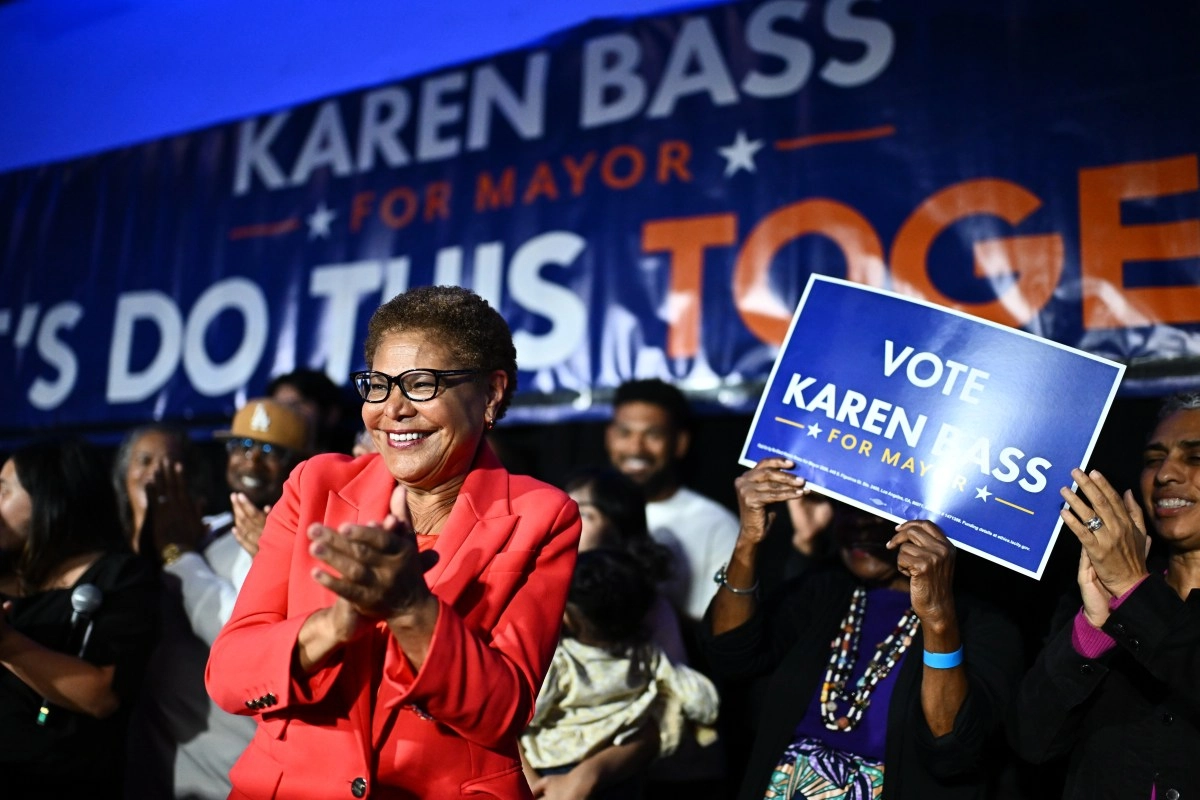 Bass maintains lead in Los Angeles mayoral election