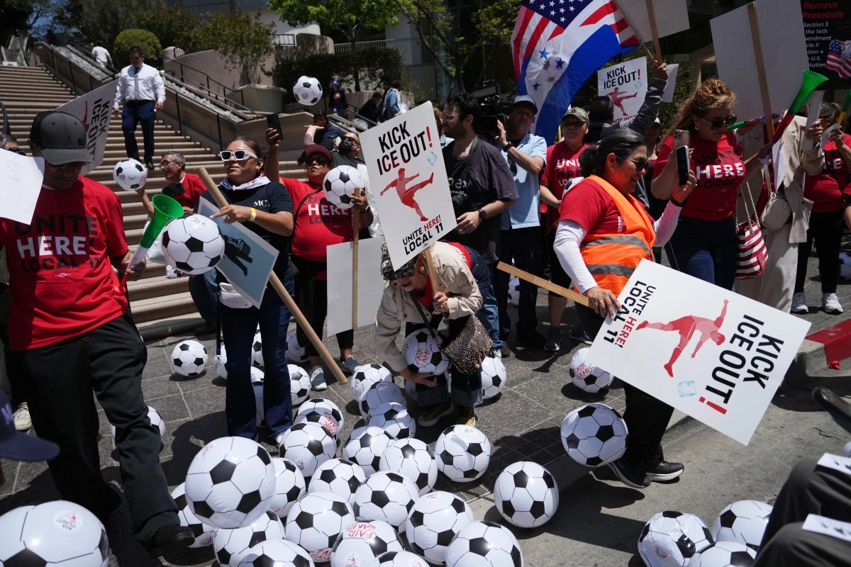 SoFi Stadium workers authorize strike days before FIFA World Cup