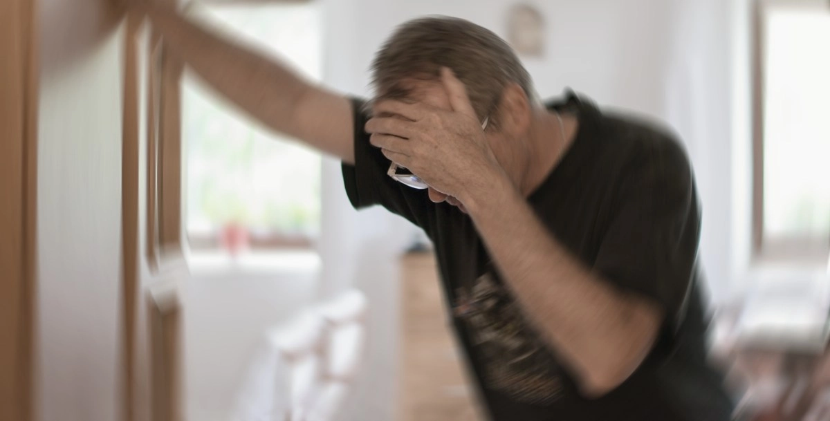 What you should do if someone has a stroke steps to follow in an emergency