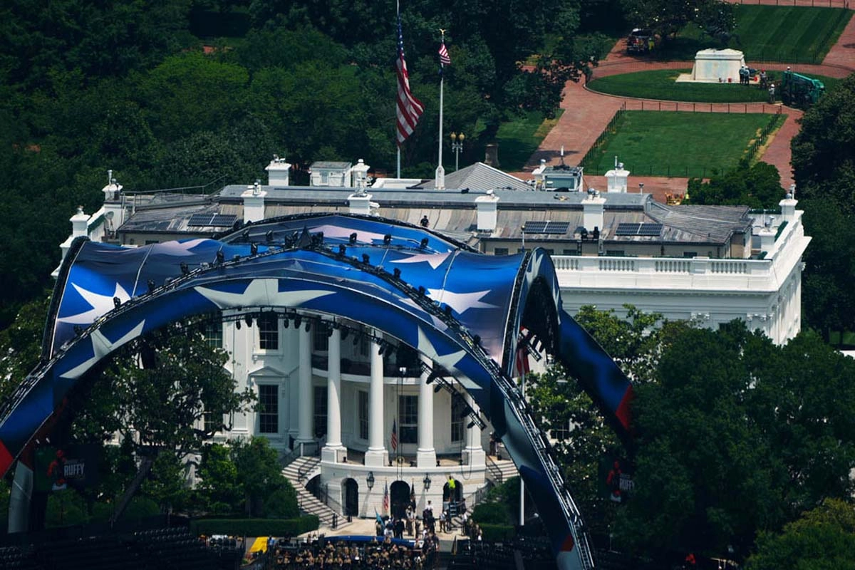Trumps plan to host a UFC event at the White House will cost more than 60 million
