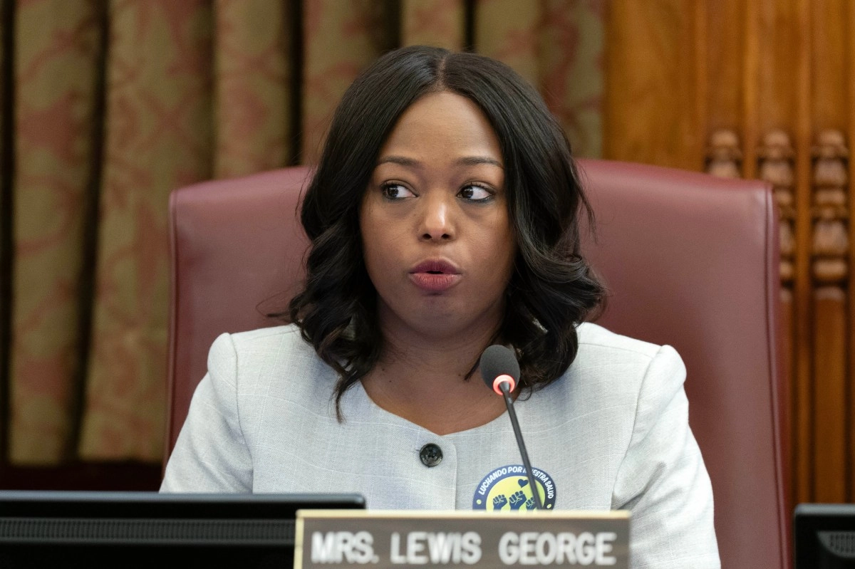 Trump threatens to take control of Washington DC if Janeese Lewis George wins the Democratic primary