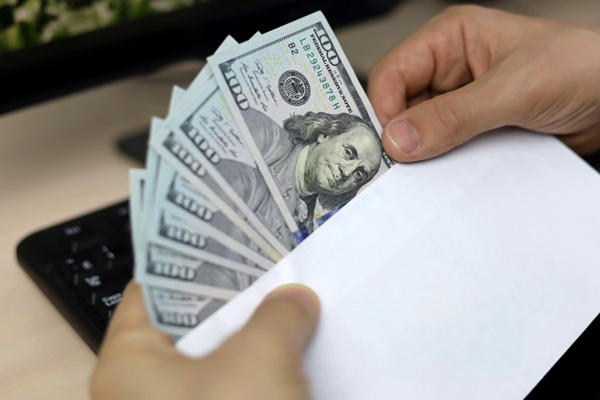 Stimulus check of up to 1300 who is missing to receive it