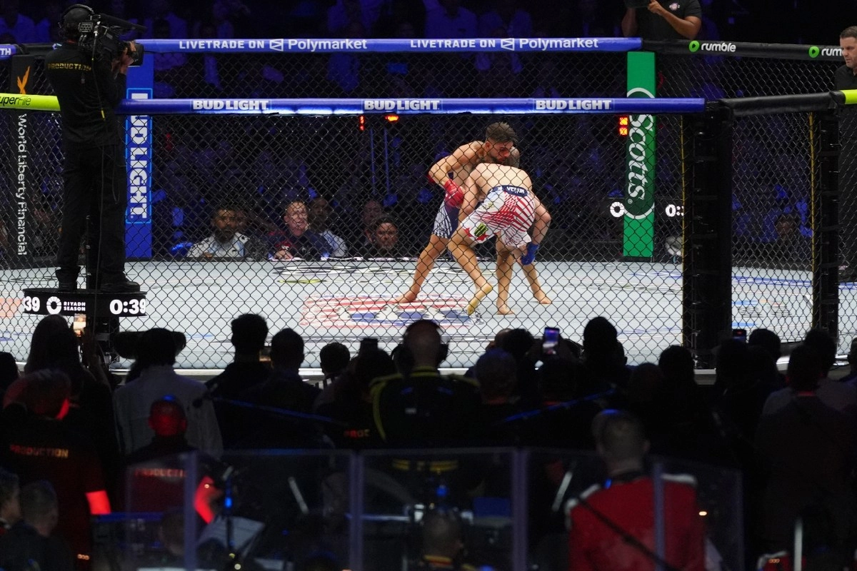 Ilia Topuria was punished by Justin Gaethje and dethroned at UFC Freedom 250