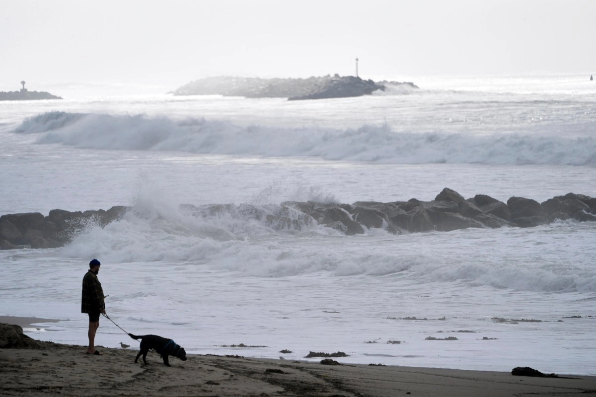 NWS warns of high surf in Southern California