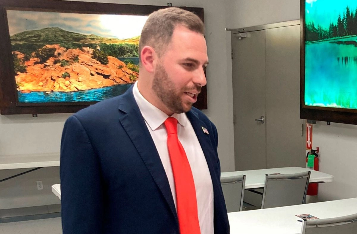 Extramarital scandal forces the founder of Pastors for Trump to leave his career in Congress