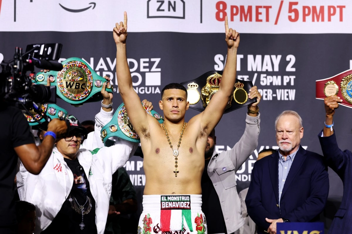 David Benavdez insists that he would have beaten Canelo lvarez five years ago and today