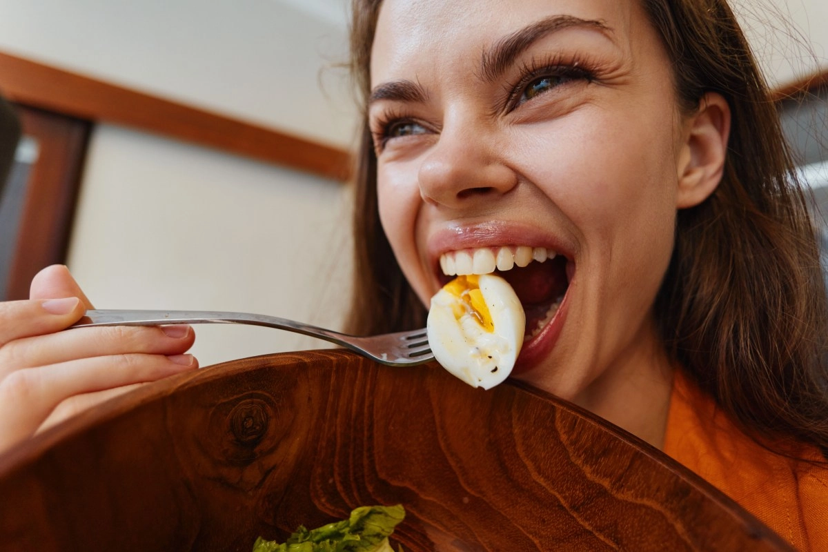 How to know if you are eating too many eggs 5 warning signs