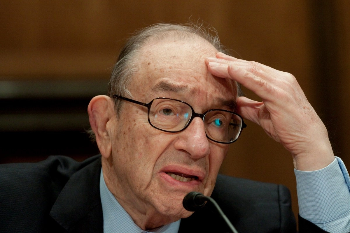 Former Federal Reserve Chairman Alan Greenspan dies at age 100