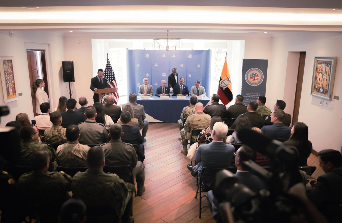 The US and Ecuador sign an agreement to reinforce security on the northern border against threats from organized crime