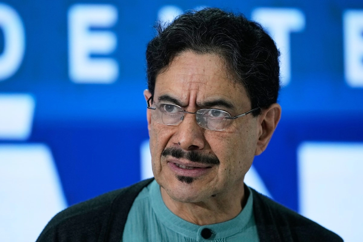 Leftist Ivn Cepeda accepts defeat and recognizes De la Espriellas victory in Colombias presidential election