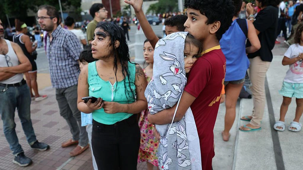 Ask for help We are here the testimonies after the powerful earthquakes in Venezuela