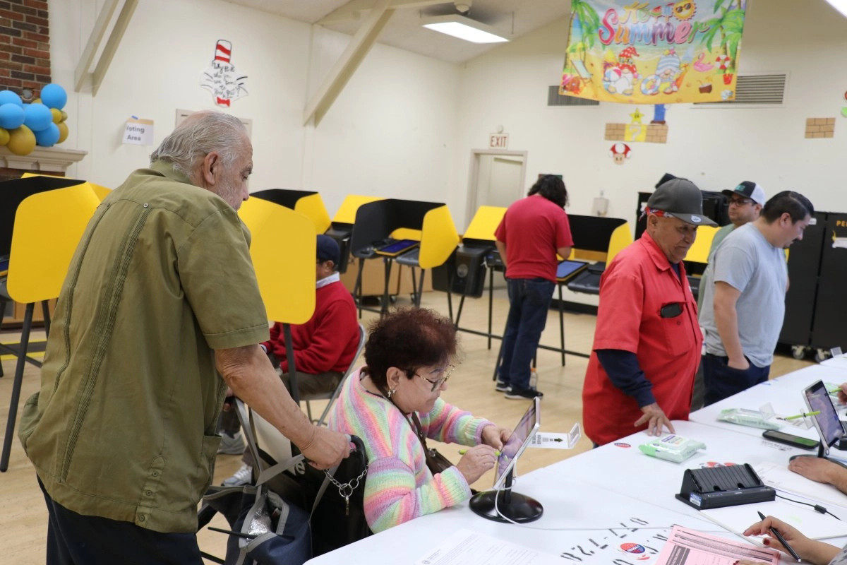 Support for Trump among Latinos collapses