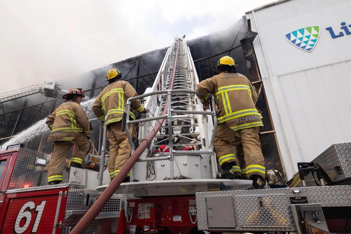 Boyle Heights fire is out LAFD
