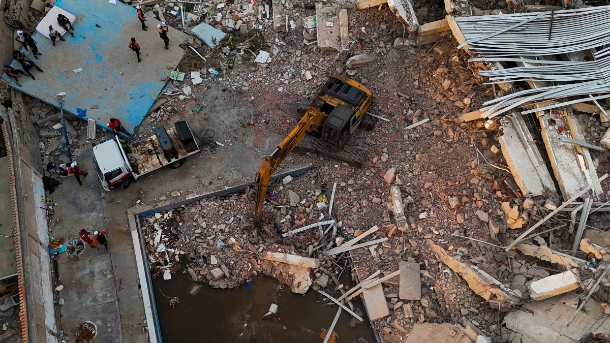 Venezuela enters the rubble removal phase due to the number of missing people that could exceed 40000 according to age