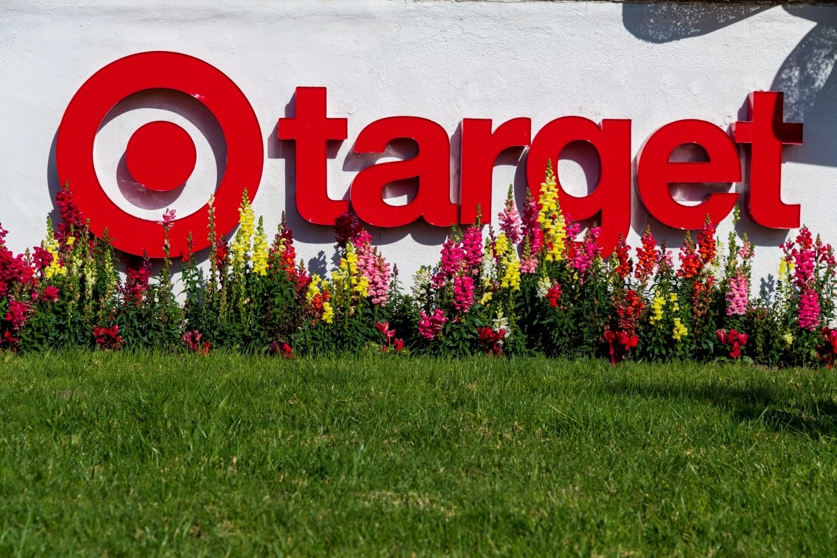 Target Discounts 3000 Products for the Holiday Season