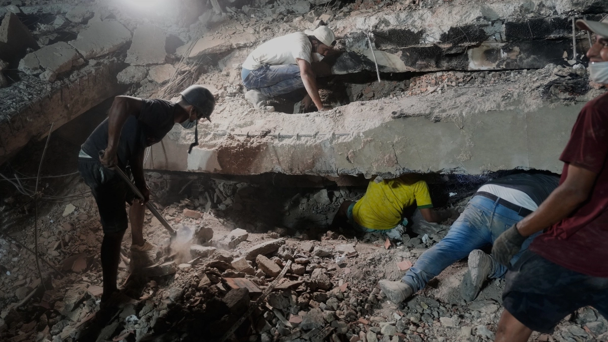 The number of fatalities from earthquakes in Venezuela rises to more than 4000