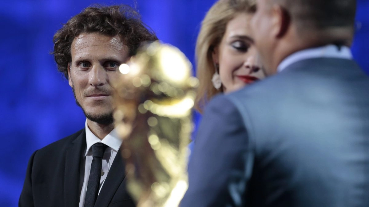 The historic Diego Forln will assume the technical direction of Uruguay after the departure of Bielsa