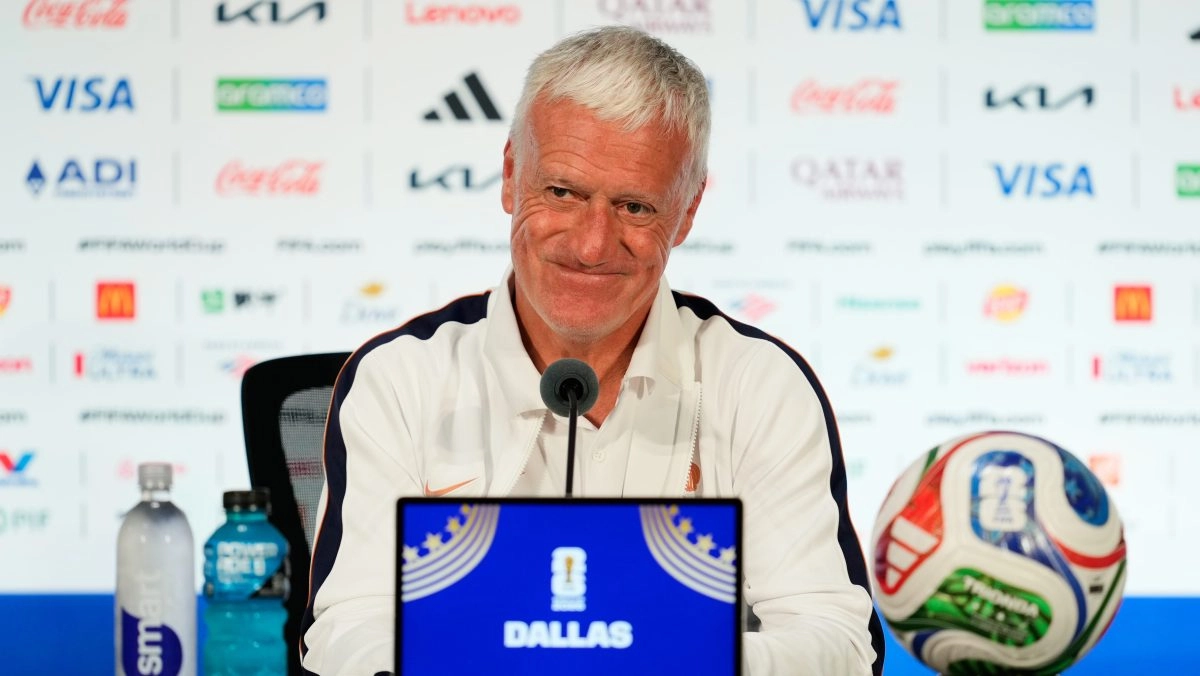 Didier Deschamps says that Spain is the favorite in the semifinals against France
