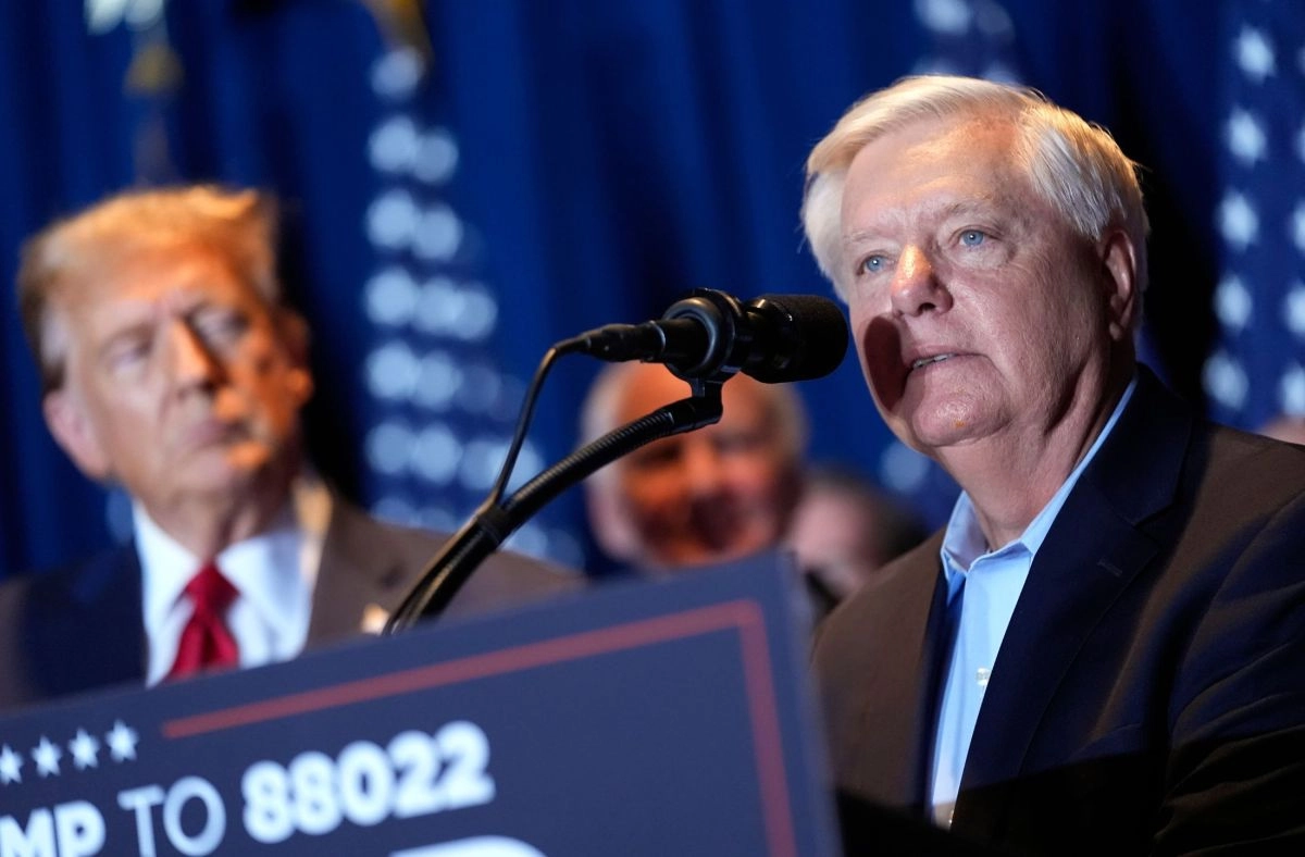 Trump dismisses conspiracy theories about Lindsey Graham The FBI should not waste its time