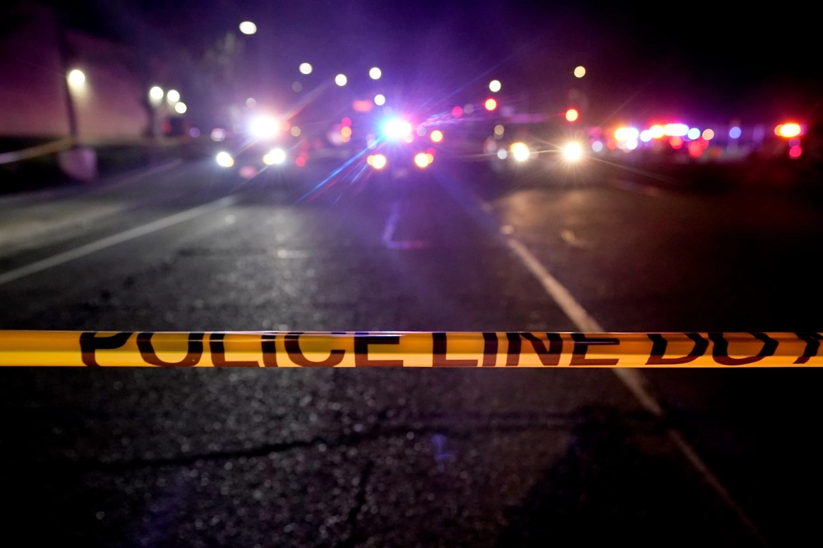 Thieves break into a Los Angeles residence