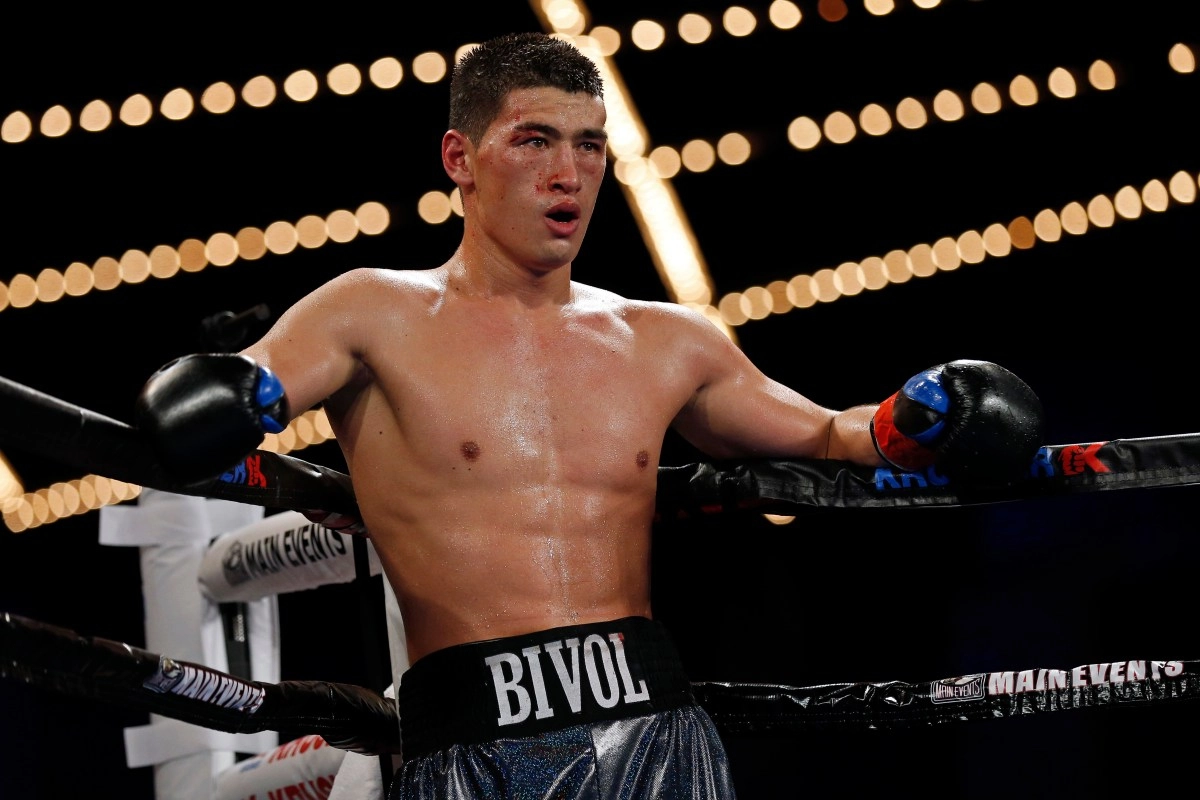Dmitry Bivol's team denies rumors of not wanting to face Beterbiev