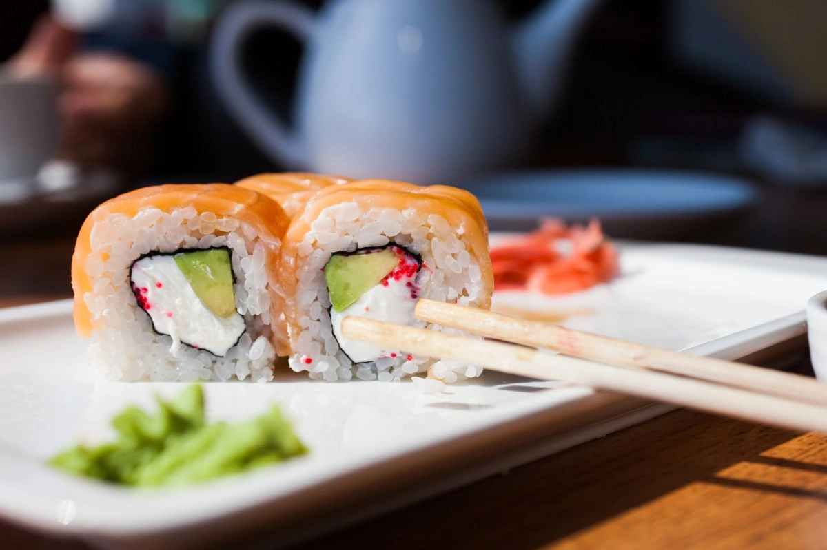 How to store leftover sushi so they don039t go bad correct method