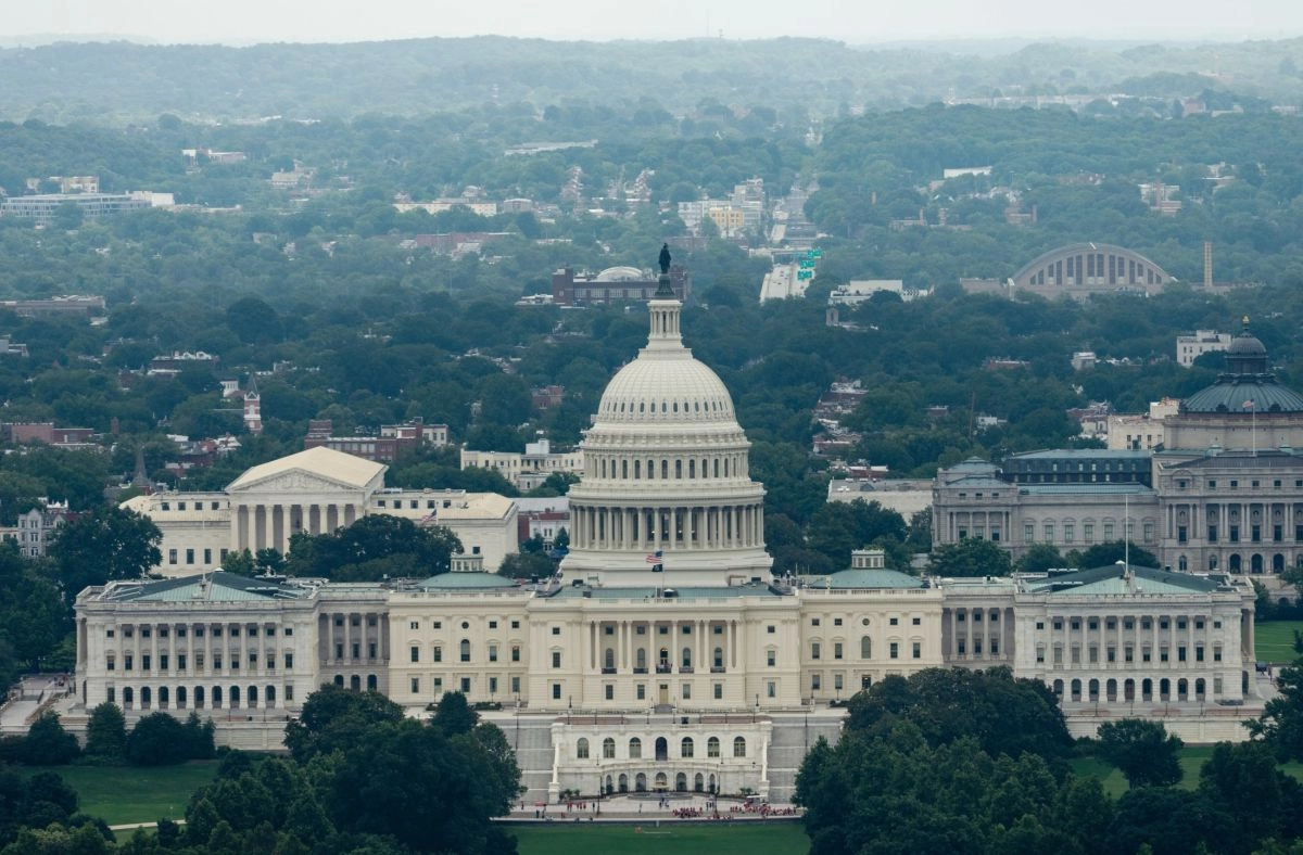 Senate blocks resolution to limit Trumps military campaign in Iran