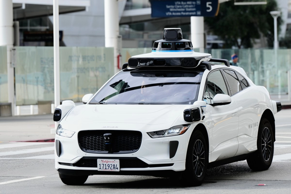 Waymo reports autonomous taxi accident in Los Angeles