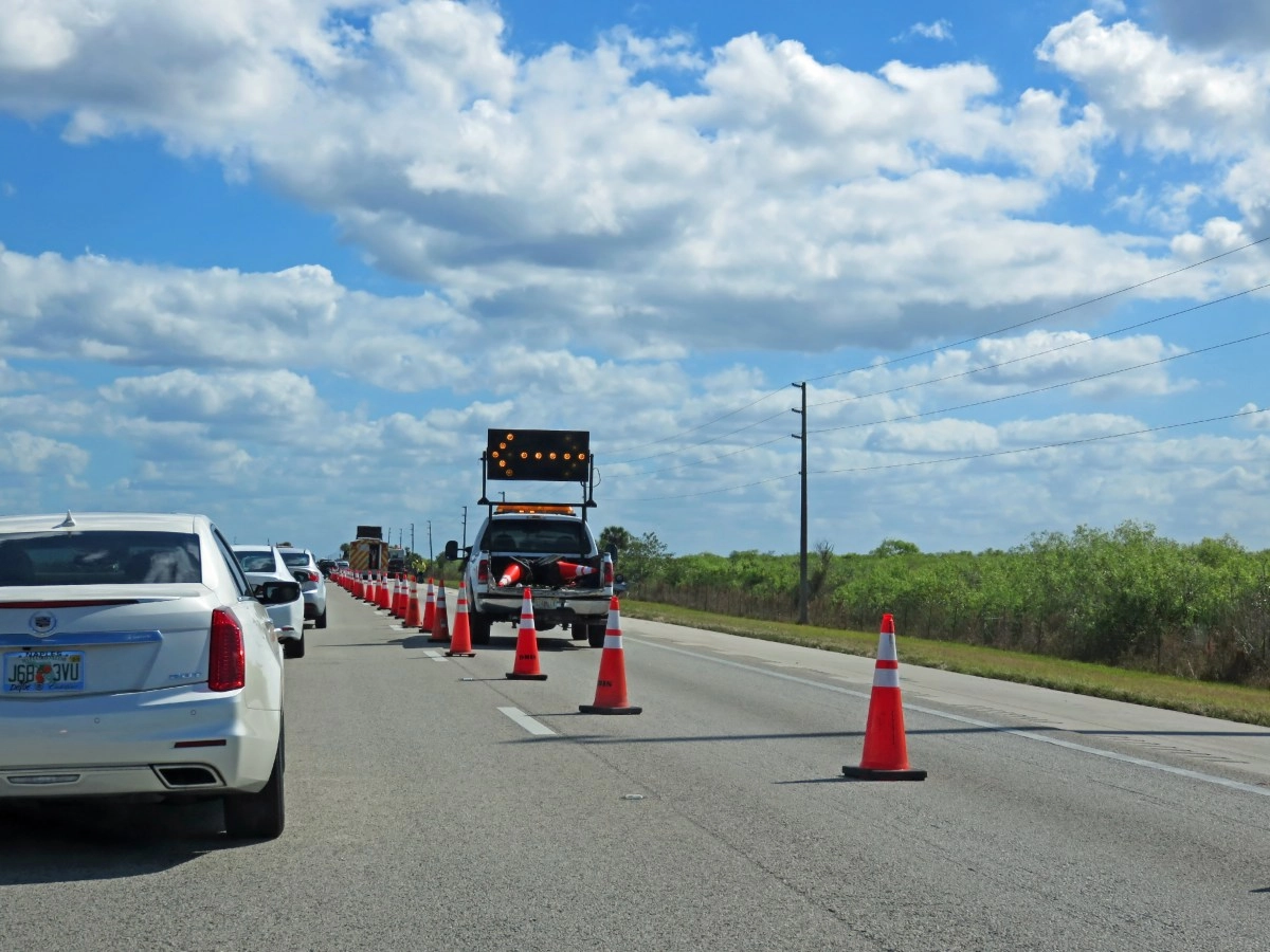 Authorities arrest four people after a street takeover that paralyzed I75 in Florida