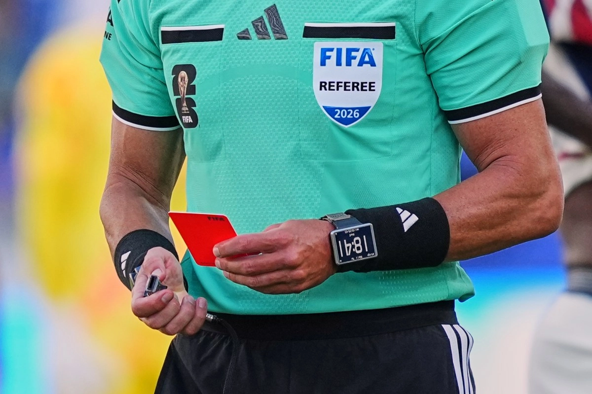Antiracist protocol in Brazil referee left the field after being called a monkey