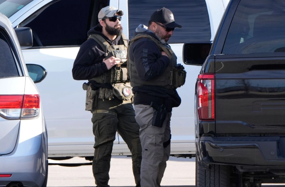 ICE intensifies surveillance on social networks to identify and track its critics