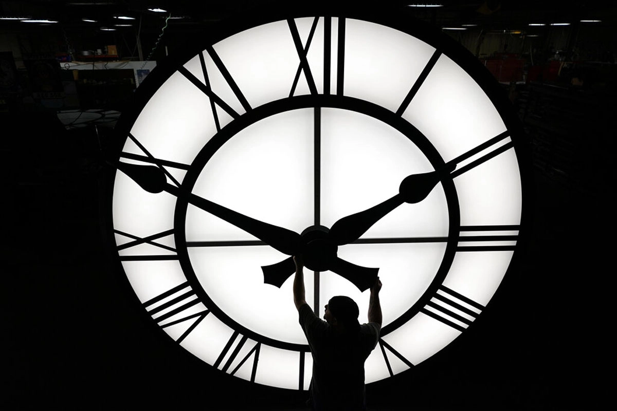Trump asks Senate to support bill to make daylight saving time permanent