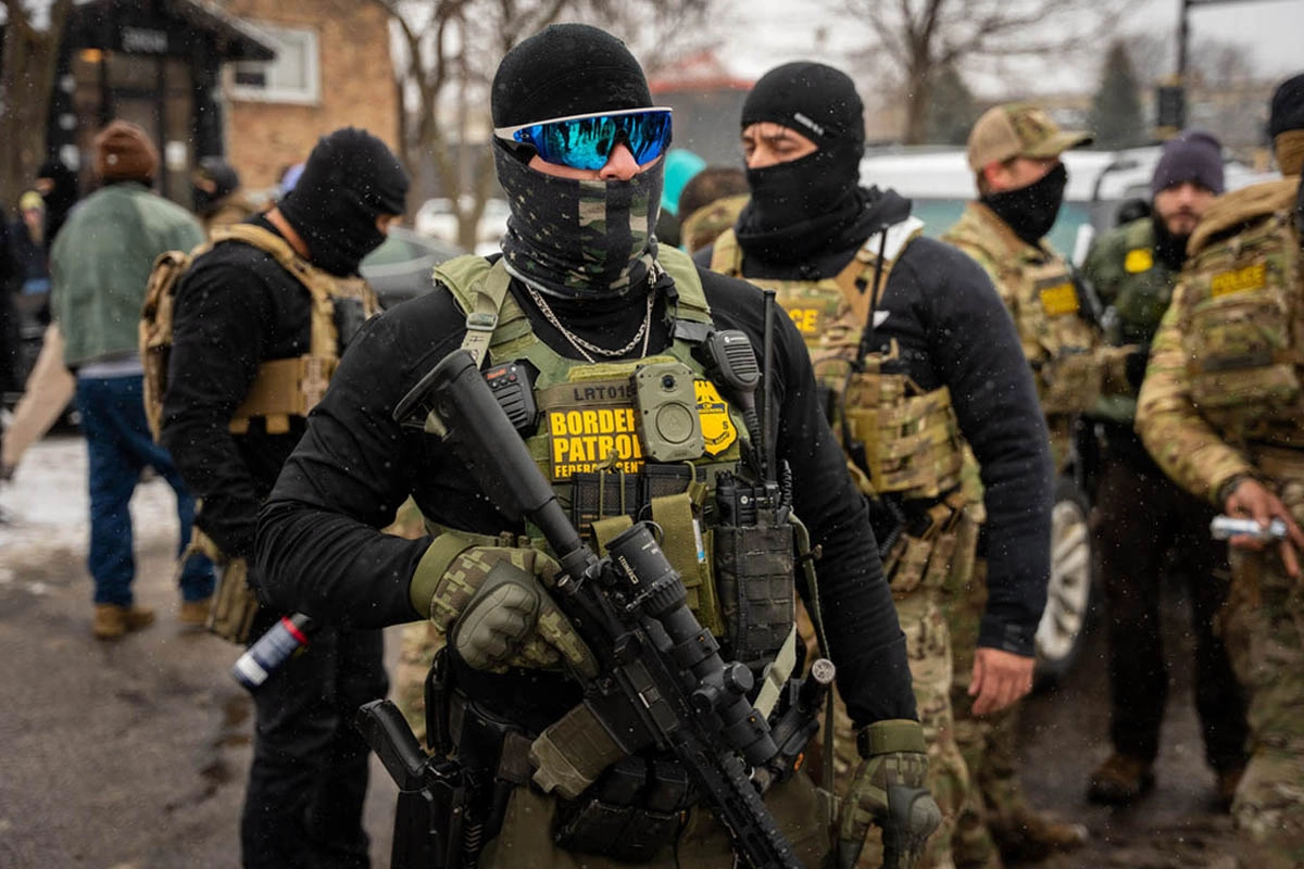 ICE detains more than 1200 immigrants during surprise operation in Georgia