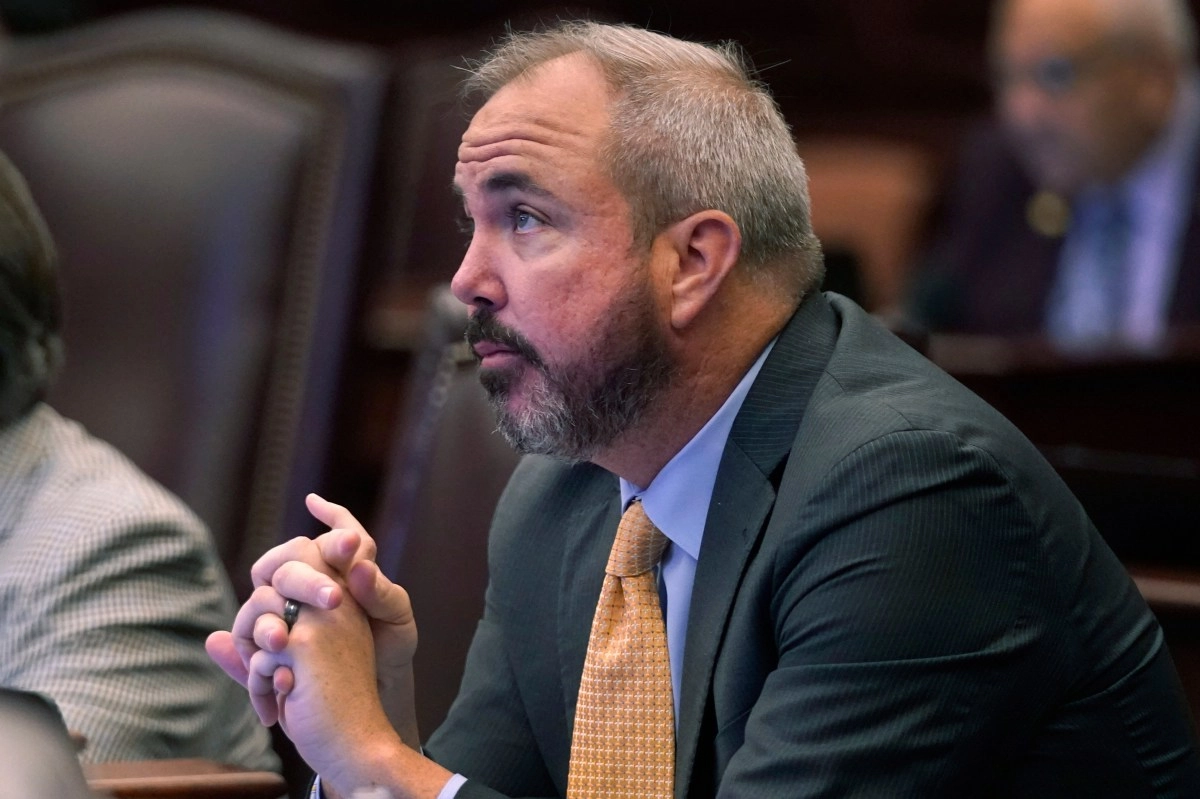 Joe Gruters predicts that Republicans will maintain control of the House of Representatives and Senate