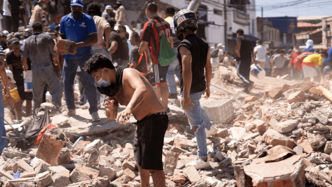 The shocking images of the destruction caused by the powerful earthquake that shook western Colombia