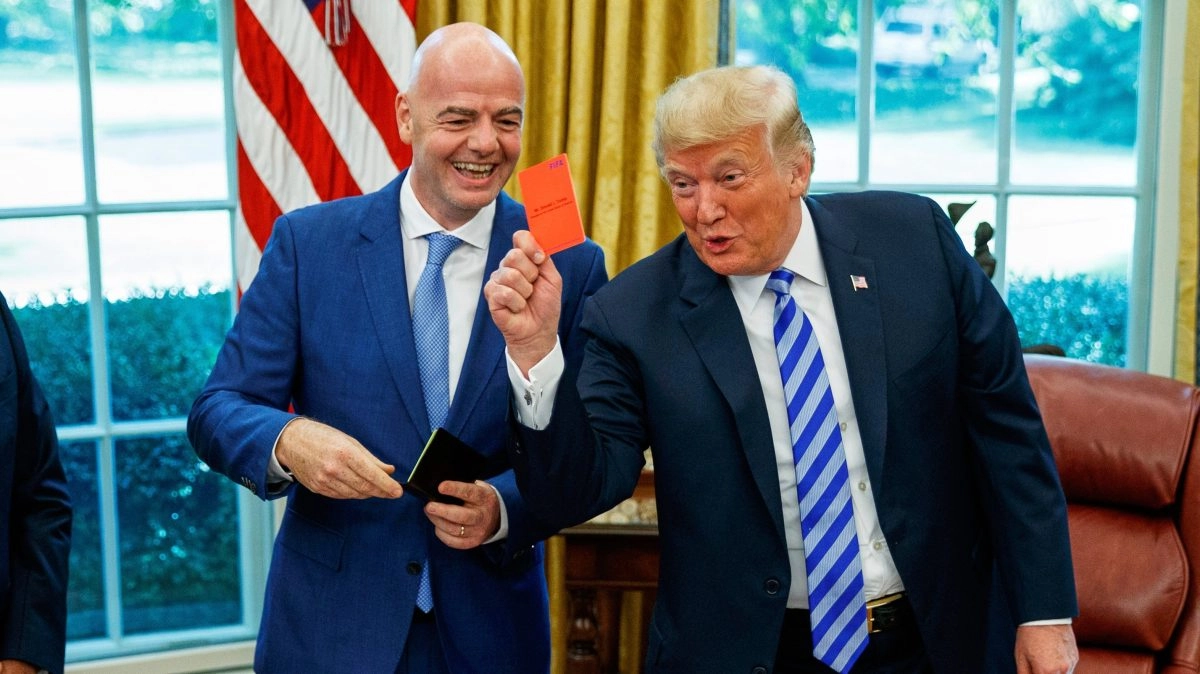 Donald Trump rises in defense of Gianni Infantino