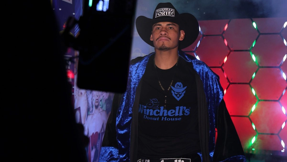 Vaquero Navarrete would be close to signing a unification fight against Foster