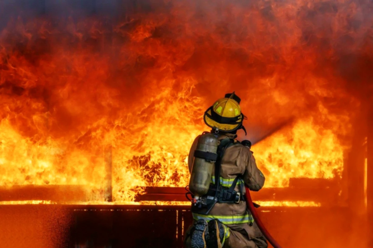 Explosions shake an industrial plant in Ohio: two people are missing