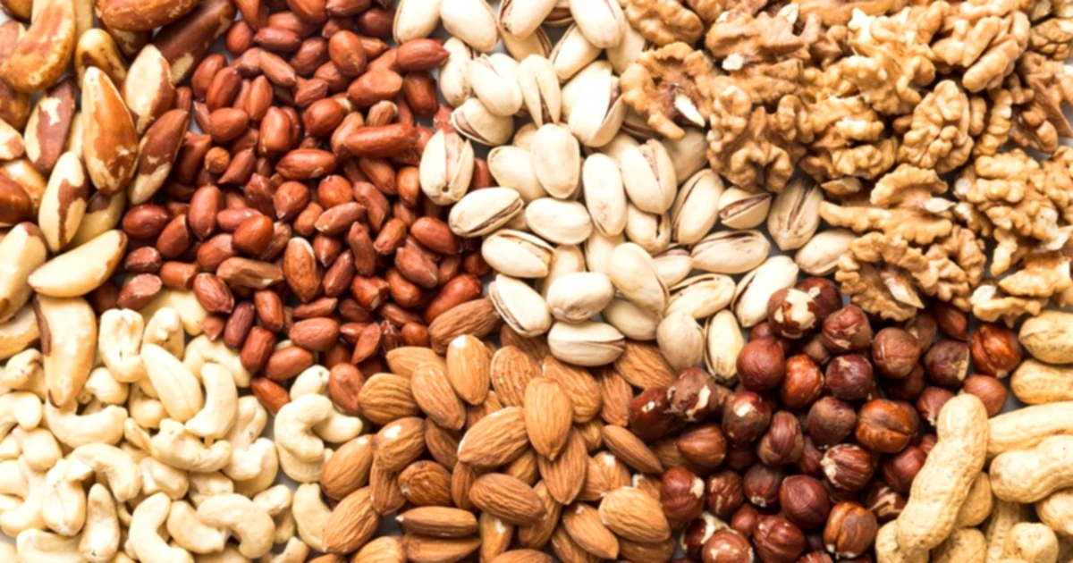 The importance of nuts in the control of high blood pressure