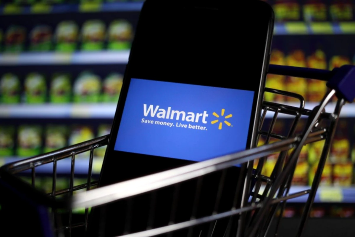 Walmart Expands its payment options in August to help Apple Pay.